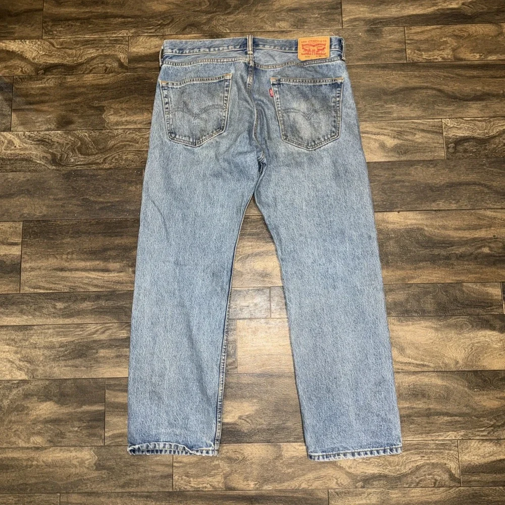 Levi's 505 Light Wash Relaxed Fit Straight Leg Denim Jeans Men's Size 36x30 Worn